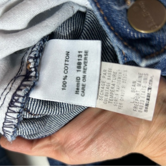 Ll Bean Women’s Relaxed Fit Denim Jeans Size 18 Blue - Picture 3 of 4